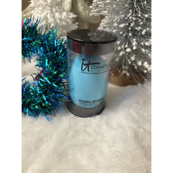 IT COSMETICS Hydra Airbrush Makeup Sponge complexion perfection NIP Aqua Blue - Picture 2 of 4
